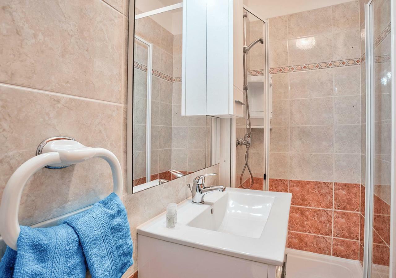 Apartments Vretenar Novigrad Istria Esterno foto
