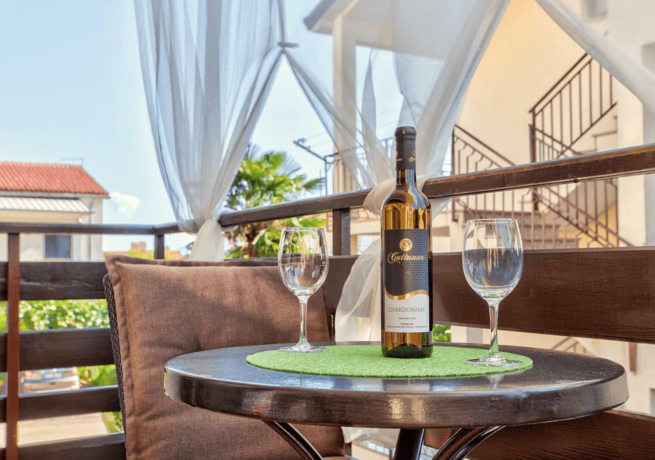 Apartments Vretenar Novigrad Istria Esterno foto