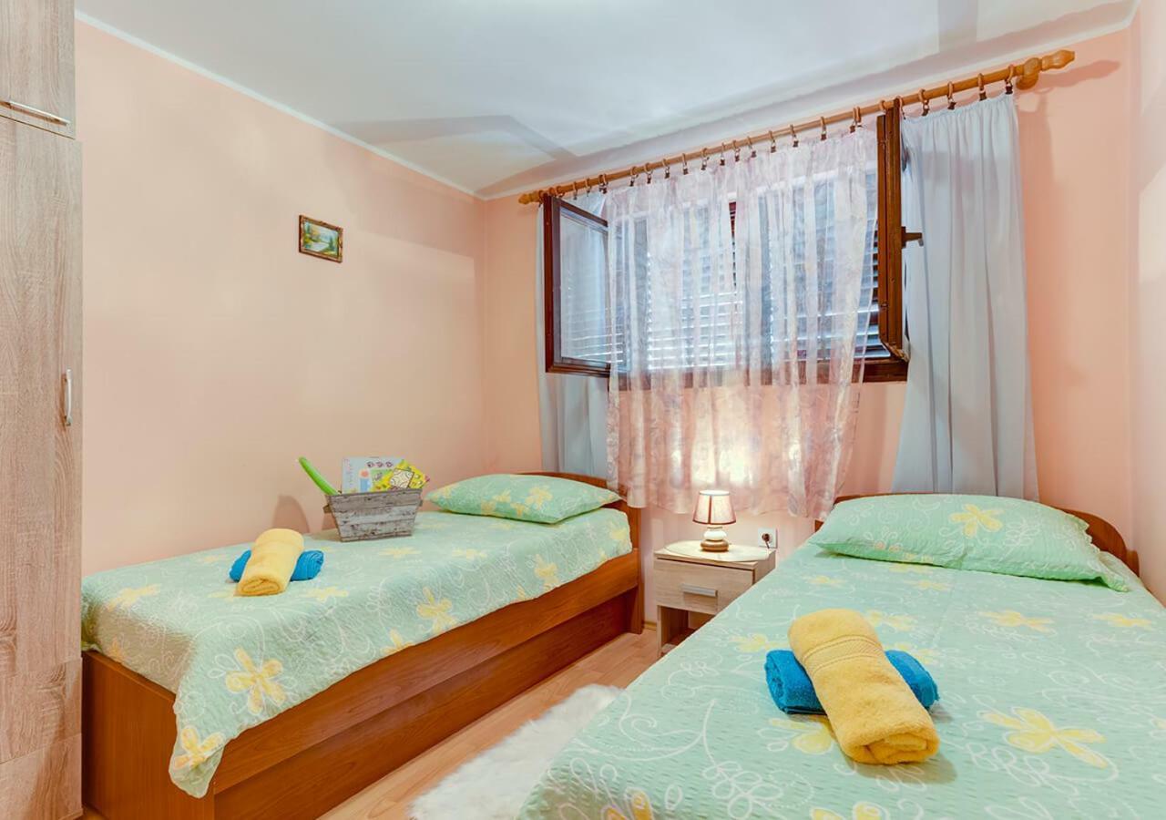 Apartments Vretenar Novigrad Istria Esterno foto