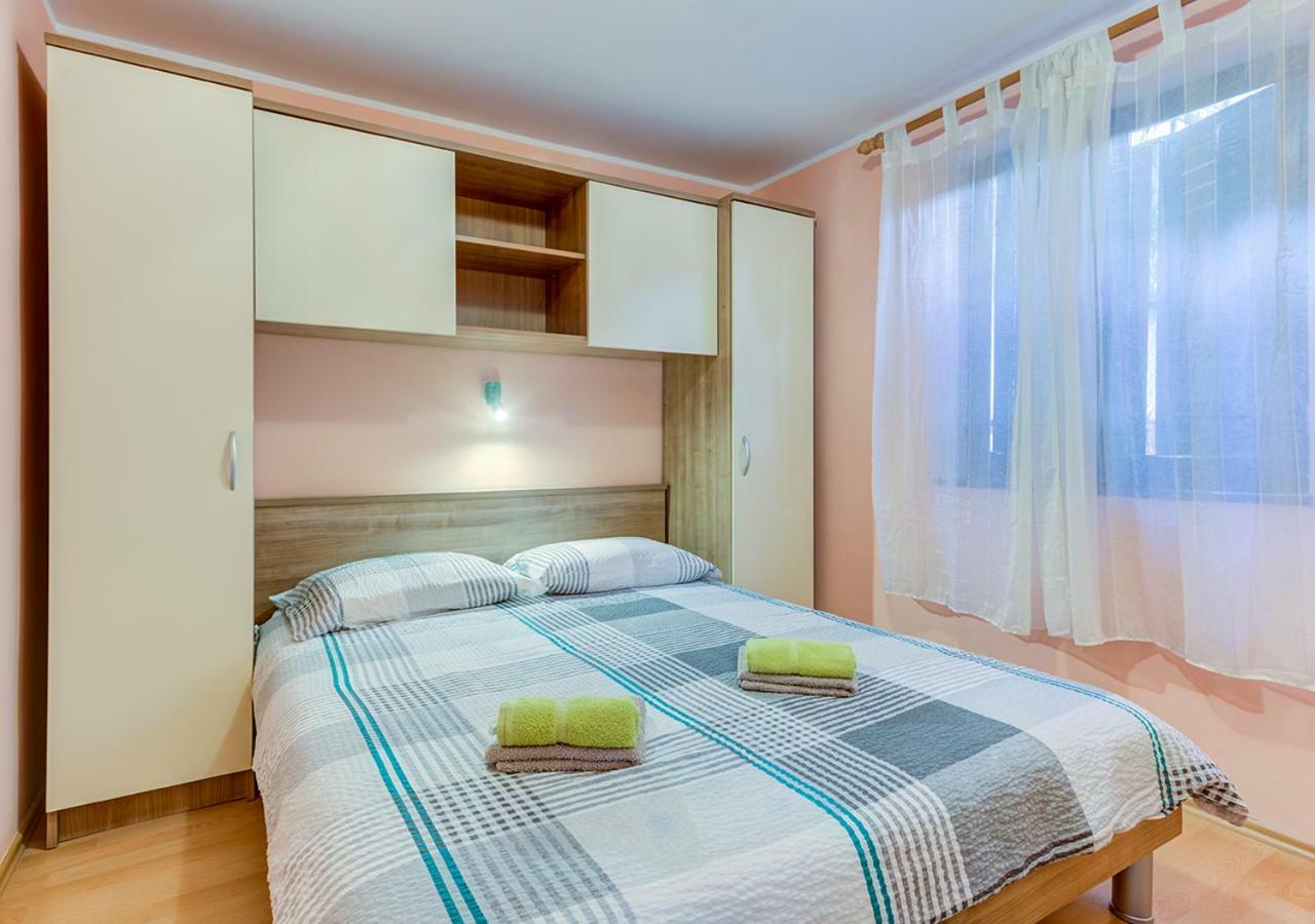 Apartments Vretenar Novigrad Istria Esterno foto